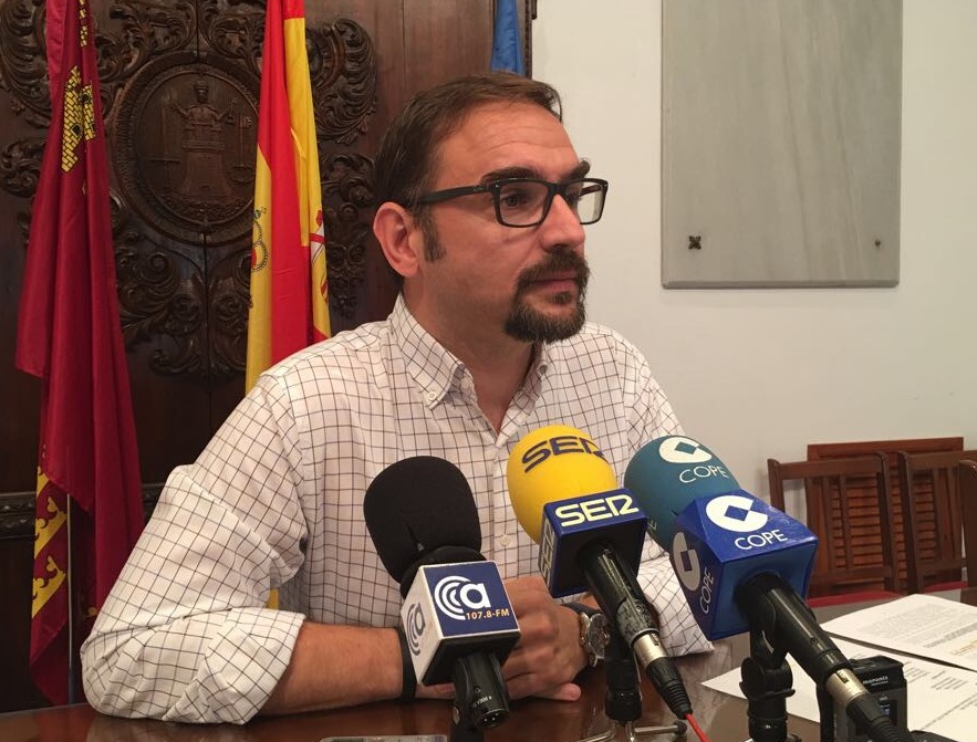El PSOE exige explicaciones al PP por la sentencia que anula el Plan Parcial 3-T que afecta al centro de Vóley Playa y a la futura ampliación del Hospital Rafael Méndez