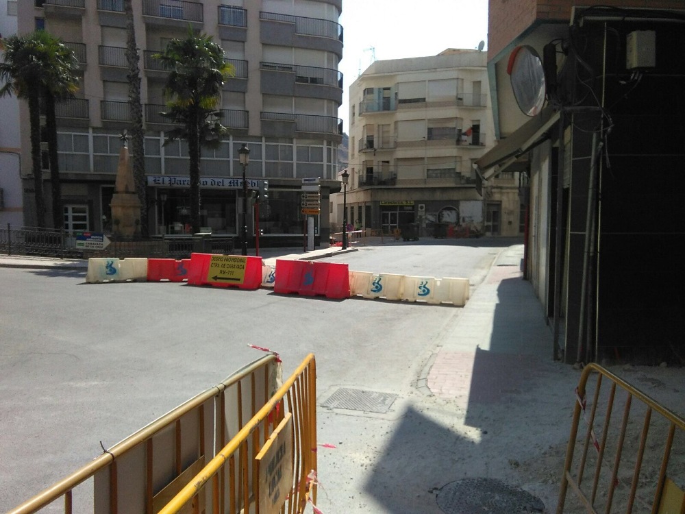 El PSOE denuncia el caos en que está sumido el Barrio de San Cristóbal por la mala planificación de las obras