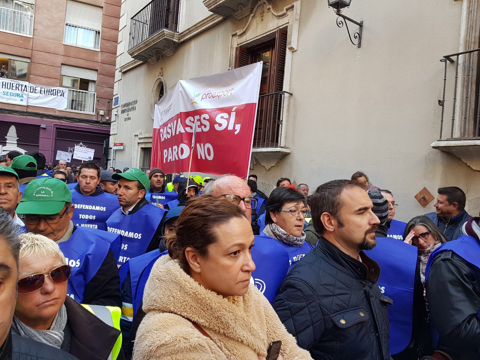 Los socialistas lorquinos presentes en la manifestación para reclamar medidas contra la sequía y en defensa de la huerta de Europa