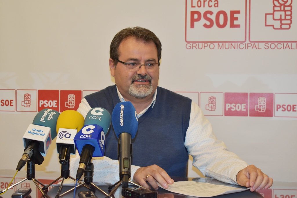 El PSOE denuncia que la Comunidad Autónoma (PP) tiene embalsados más de 12 millones de euros en ayudas a los afectados por los terremotos