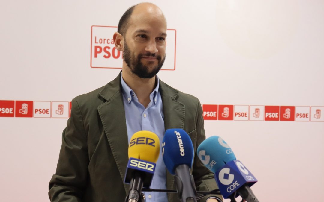 “El PSOE de Lorca abre una oficina de atención ciudadana para ayudar a los usuarios en lista de espera sanitaria a tramitar su reclamación para ser atendidos”