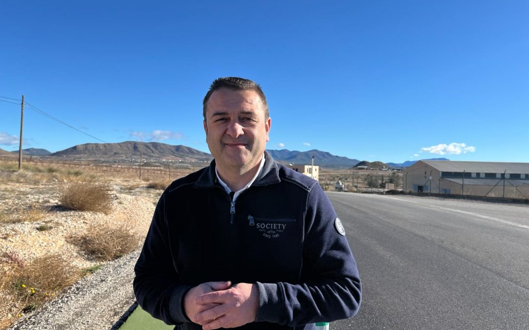 El PSOE pide al gobierno de Gil que los presupuestos recojan una partida para el arreglo del tramo de la carretera de Zarcilla de Ramos a La Paca que falta por mejorar