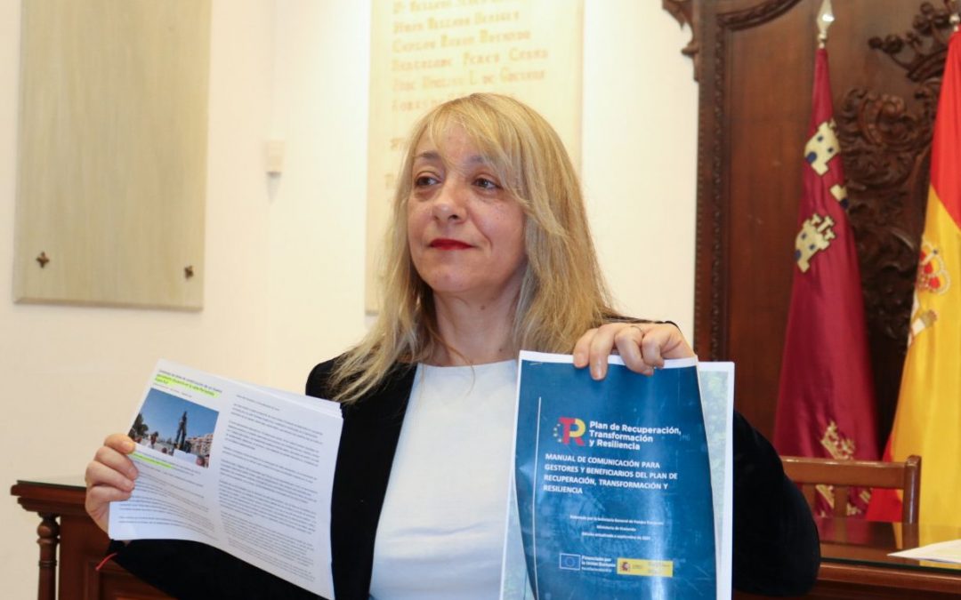 Fulgencio Gil pone en riesgo importantes subvenciones para Lorca al ocultar su origen estatal en la comunicación institucional