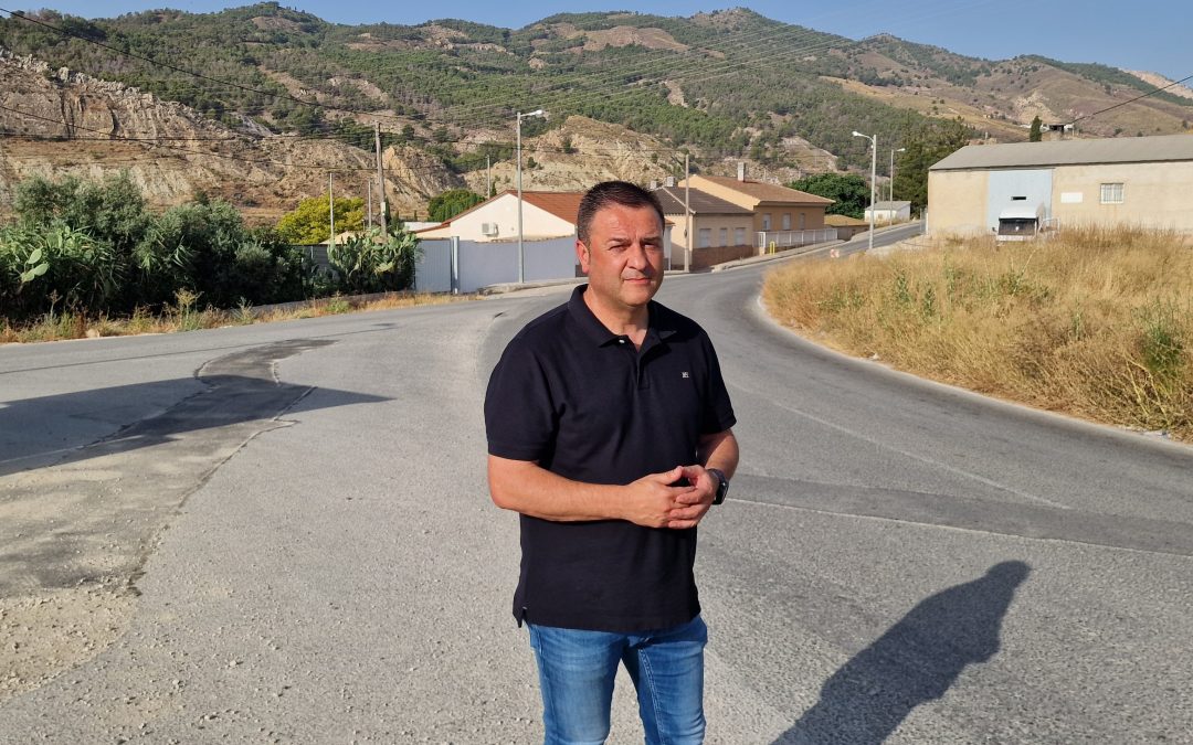 Fulgencio Gil sigue sin realizar el desbroce de las cunetas de las carreteras municipales, un mes después de la primera advertencia del PSOE de Lorca