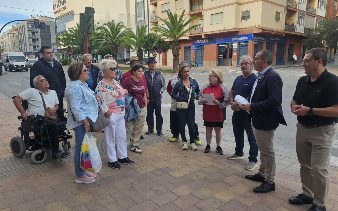 “La Avenida Adolfo Suárez no puede seguir siendo un circuito de velocidad: hay que actuar antes de que ocurra una tragedia”