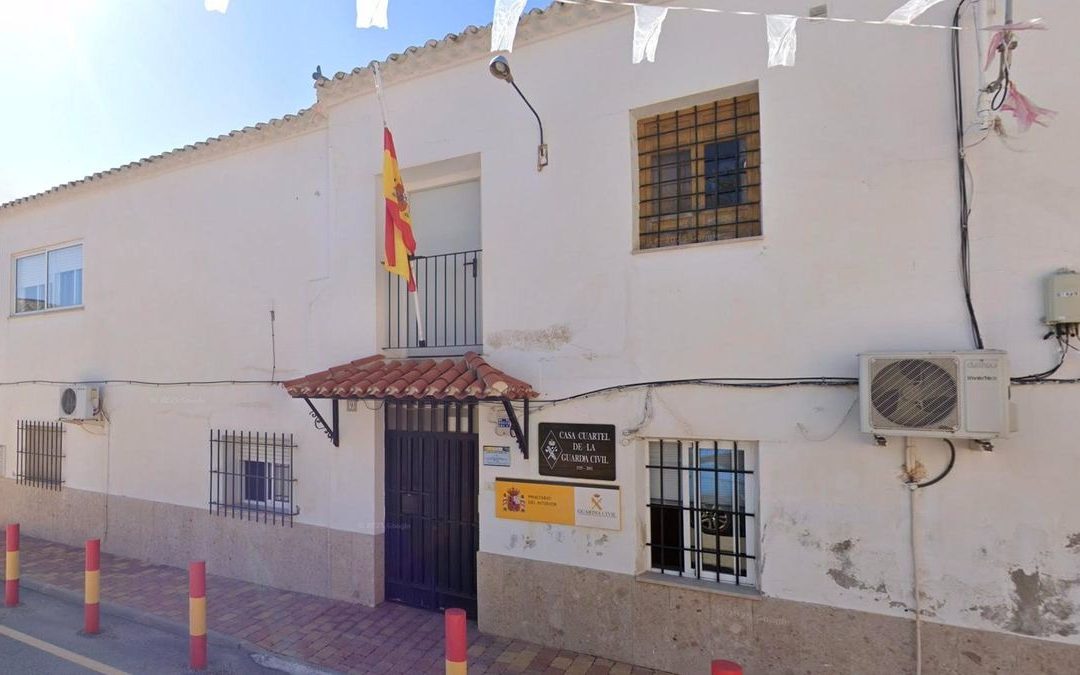 “El cuartel de la Guardia Civil de Zarcilla de Ramos seguirá operativo gracias al compromiso del delegado del Gobierno”
