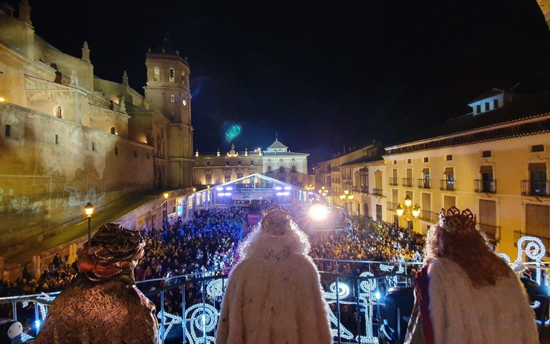 La descoordinación, la dejadez y el caos del gobierno de Fulgencio Gil culminan en una Navidad con una programación cultural “raquítica, sin Cabalgata de Reyes ni Cabalgata de la Ilusión en Lorca”