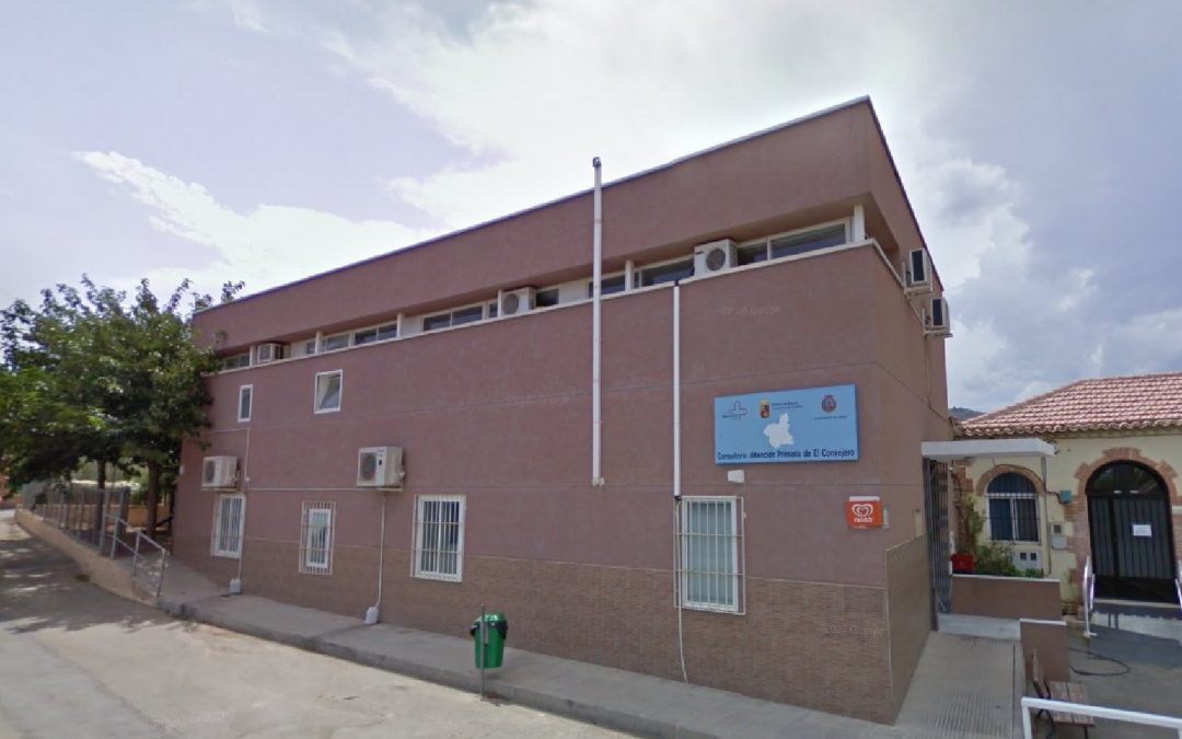 El PSOE de Lorca denuncia el abandono de las pedanías tras comprobar que el local social de El Consejero continúa sin aire acondicionado en plena ola de calor